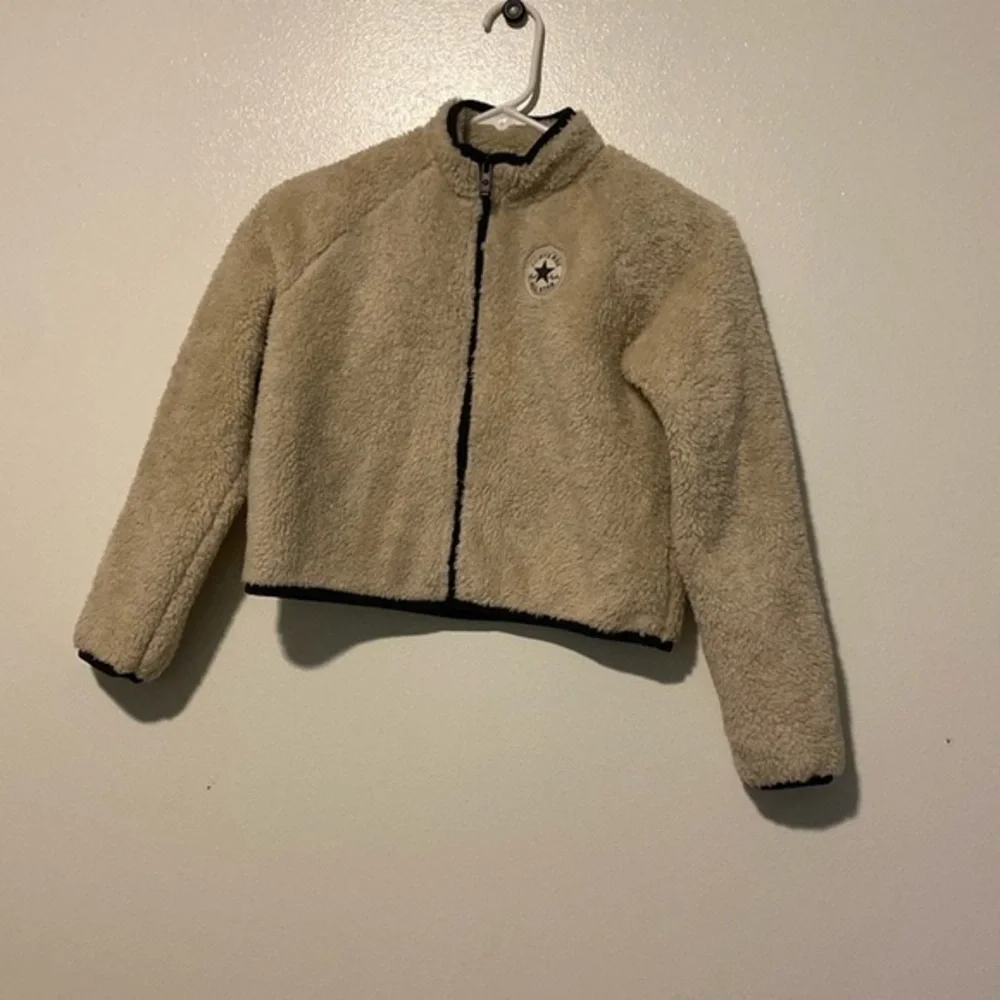 Converse cream black trimmed full zip up fuzzy sherpa cozy jacket coat